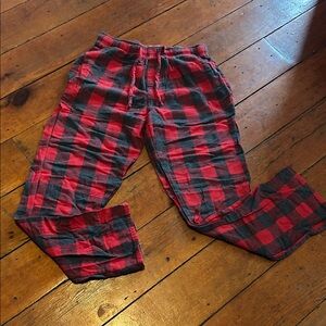 Old Navy Women’s Red and Black Plaid Pants